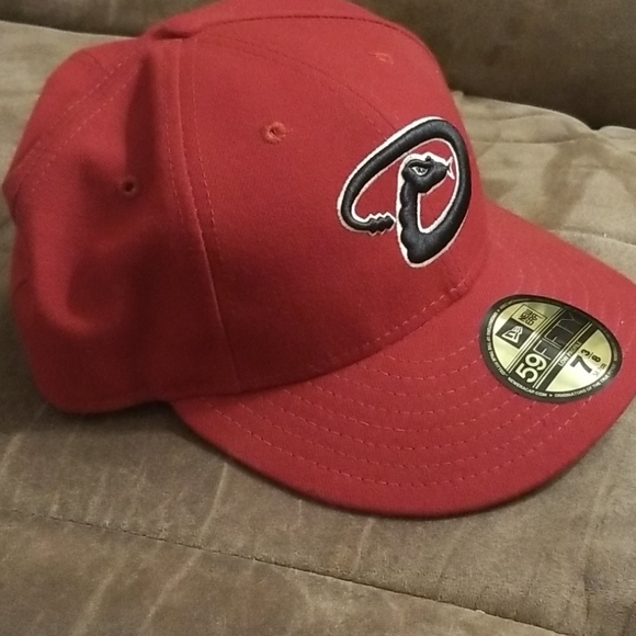 HAT - Picture 2 of 4